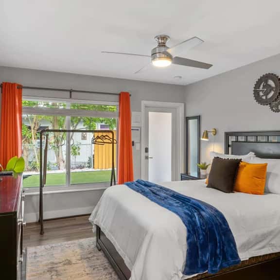 Pet-Friendly Gem | Fenced Yard | 10 Min Beach - Image 1