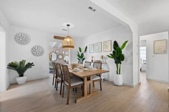 Coconut Grove Area | Avocado Tree + BBQ | Sleeps 8 - Image 4