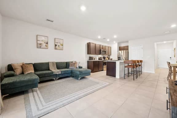 Top Rated | Family Friendly | Discounted Rates - Image 2